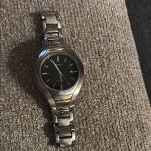 Fossil Men's Silver and Black Watch